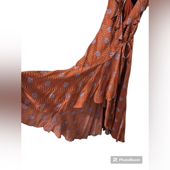 Anthropologie Ruffle Sleeve Printed-Wrap Maxi Dress - Picture 6 of 12